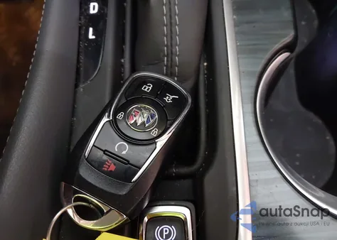 2020 Buick Envision Awd Premium I z USA, uszkodzony, nr VIN LRBFX3SX0LD148386